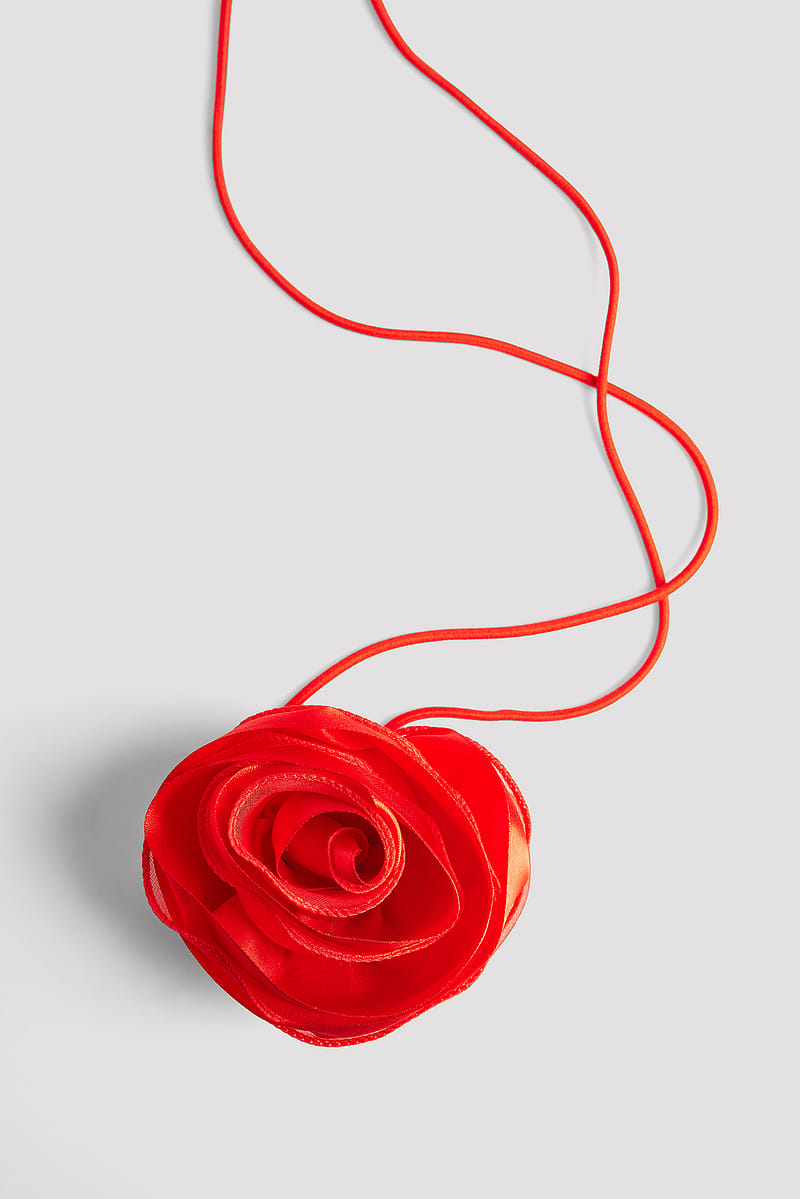 8511-rose-strap-necklace-1.jpg