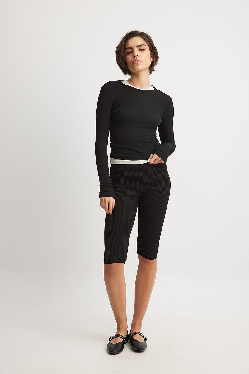 8544-knitted-capri-pants-black-1.jpg