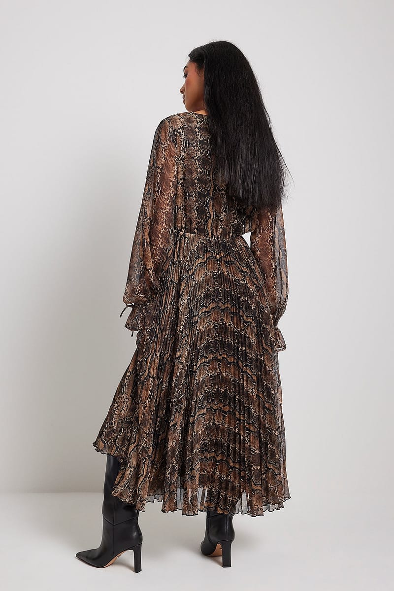 Pleated Frill Detail Midi Dress