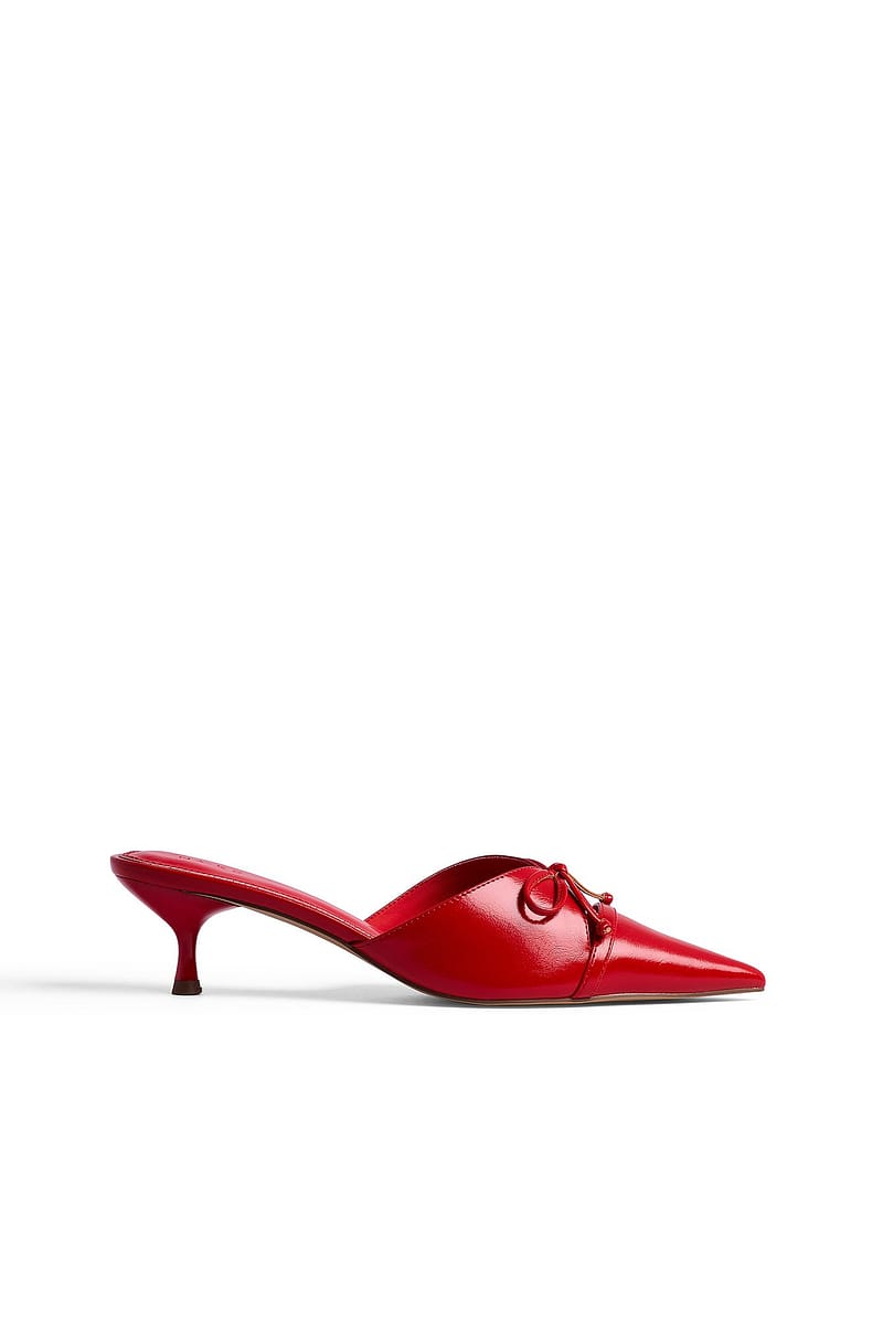 Cut Out Pumps - Red