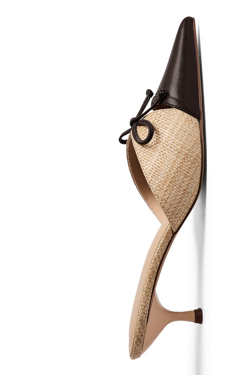8883-cut-out-pumps-1.jpg