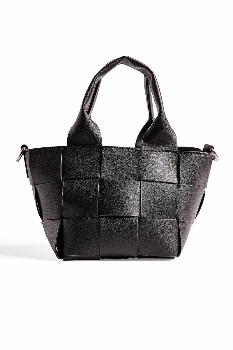 9656-small-woven-bucket-bag-1.jpg