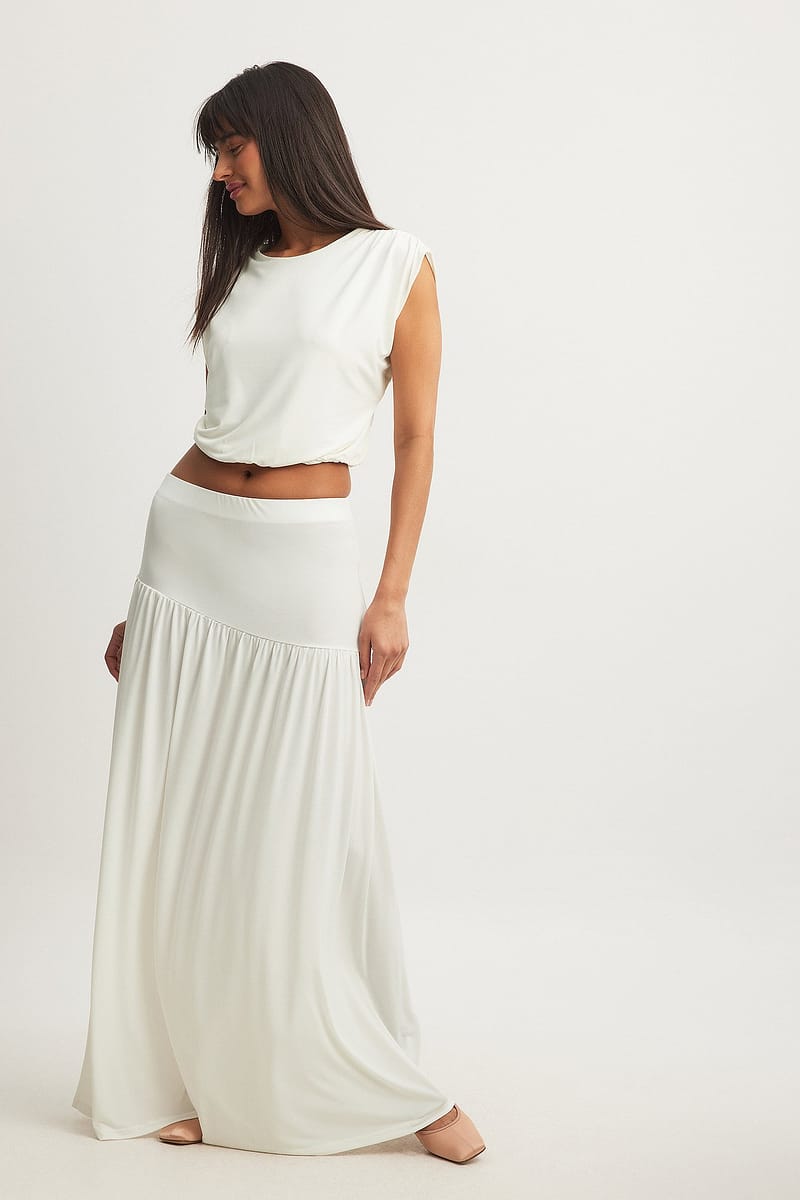 Flowy Dropped Waist Maxi Skirt