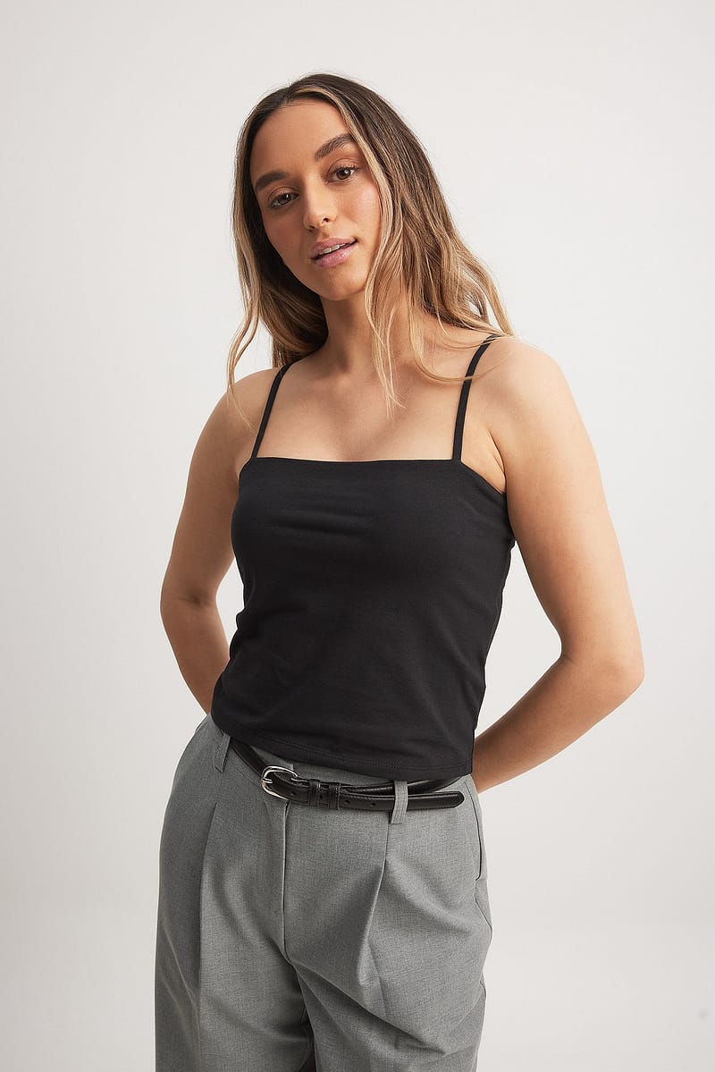 Double Folded Thin Strap Singlet