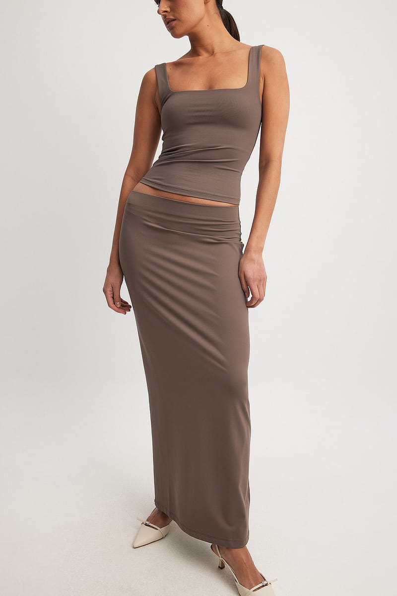 Body Hugging Low Waist Skirt