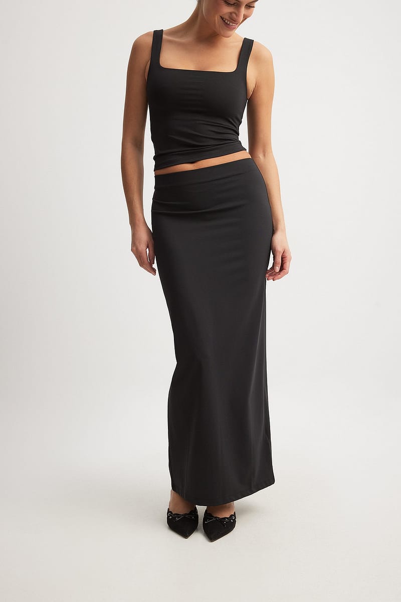 9762-body-hugging-low-waist-skirt-1.jpg